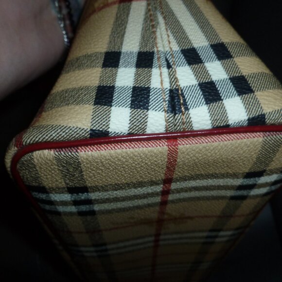 Burberry Haymarket Canvas Tote Bag Medium - Picture 8 of 14